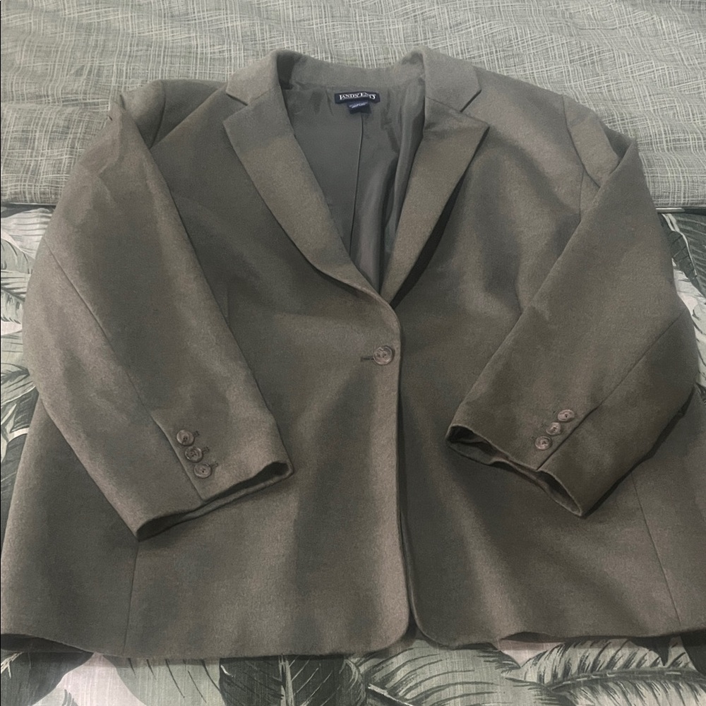 Lands' End Women's Wool Cashmere Blend Blazer - Picture 11 of 14